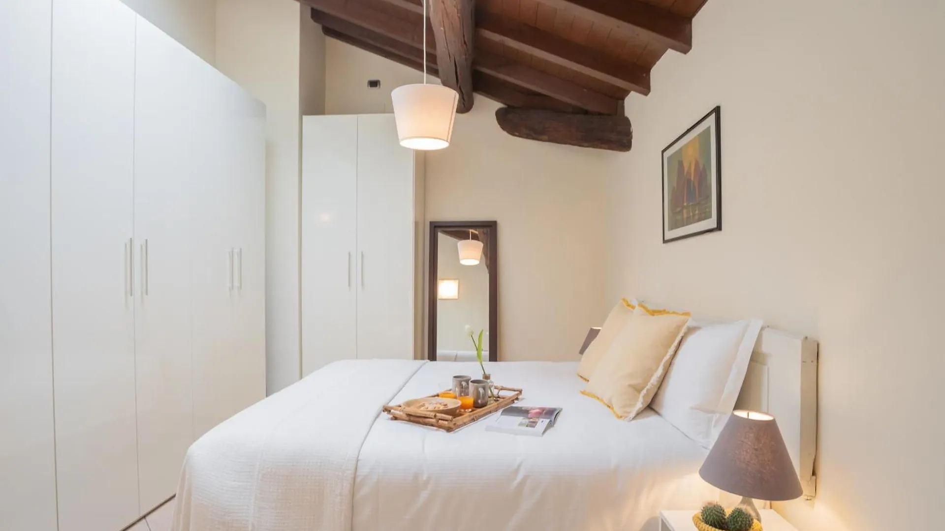 Plinio 10 By Rent All Como