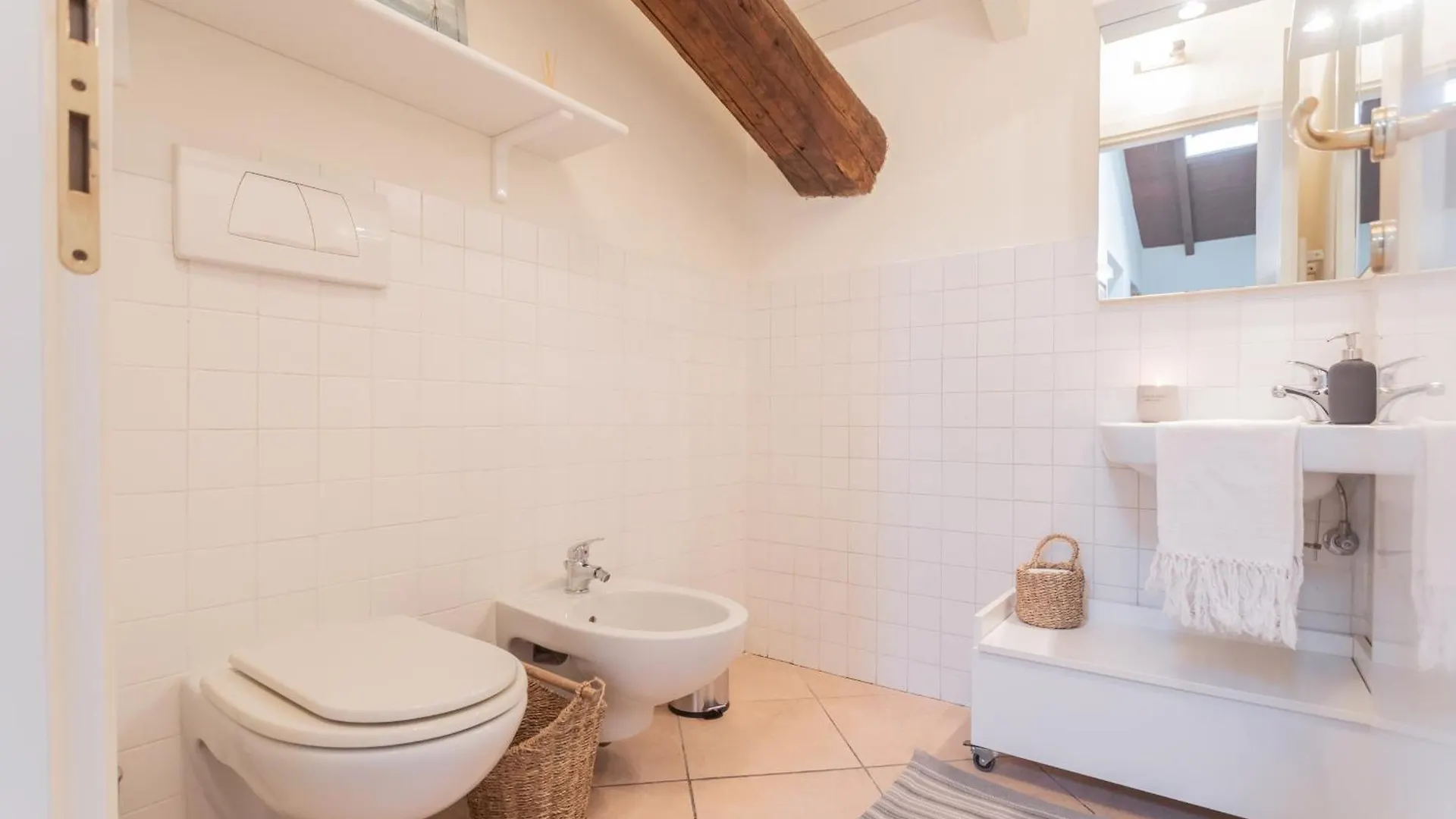 Plinio 10 By Rent All Como Apartament