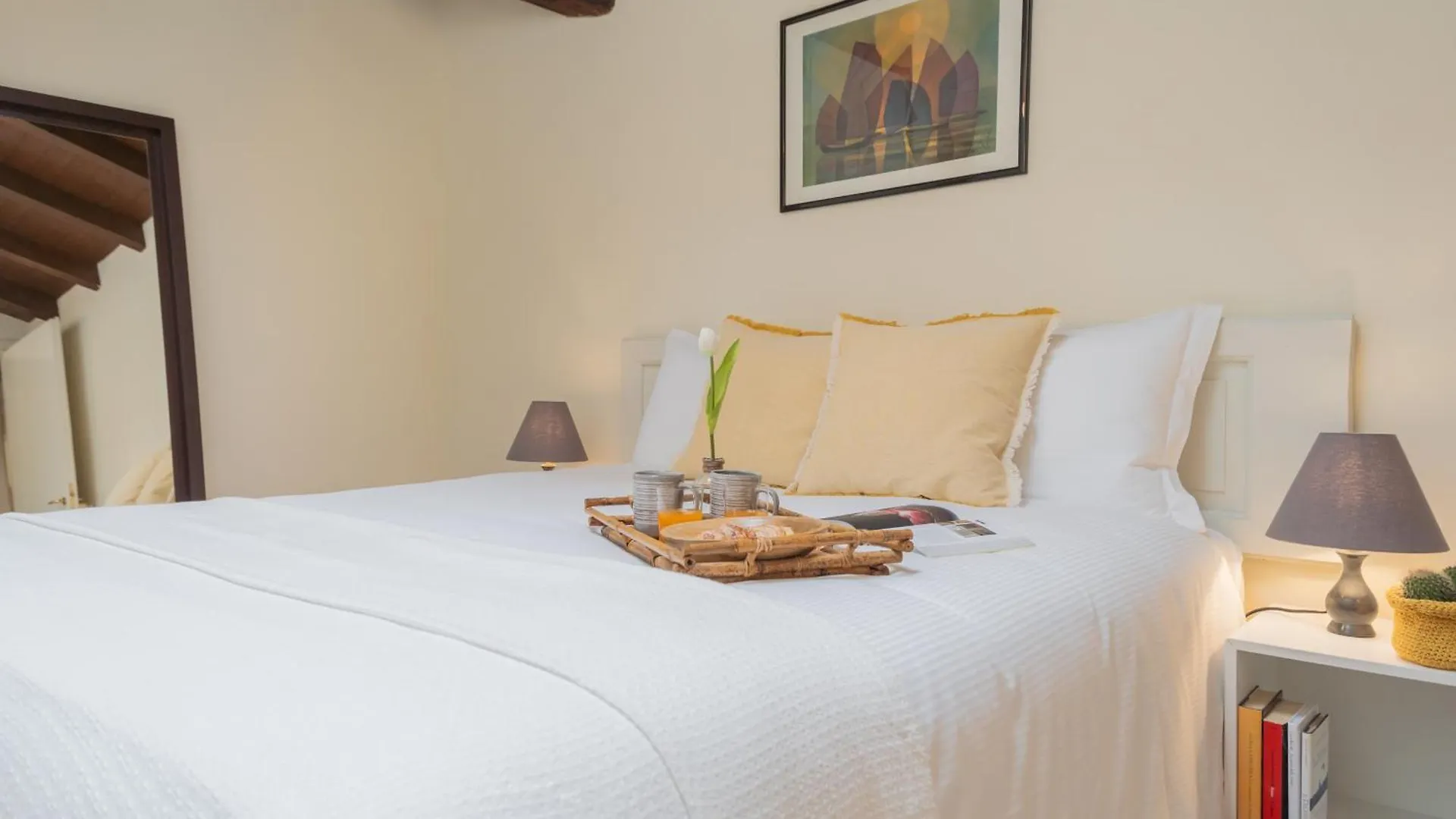 Plinio 10 By Rent All Como 0*,