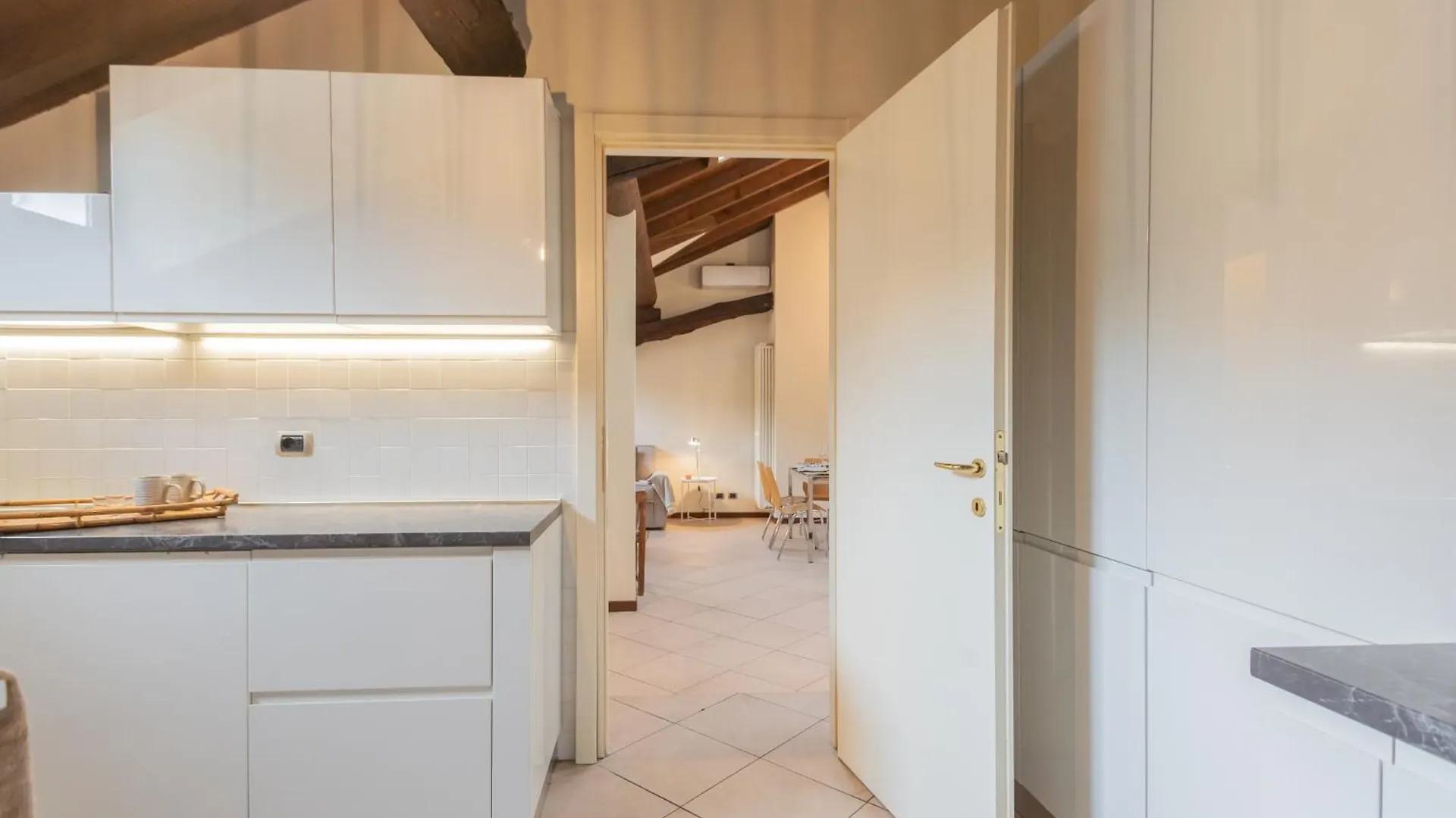 Apartament Plinio 10 By Rent All Como