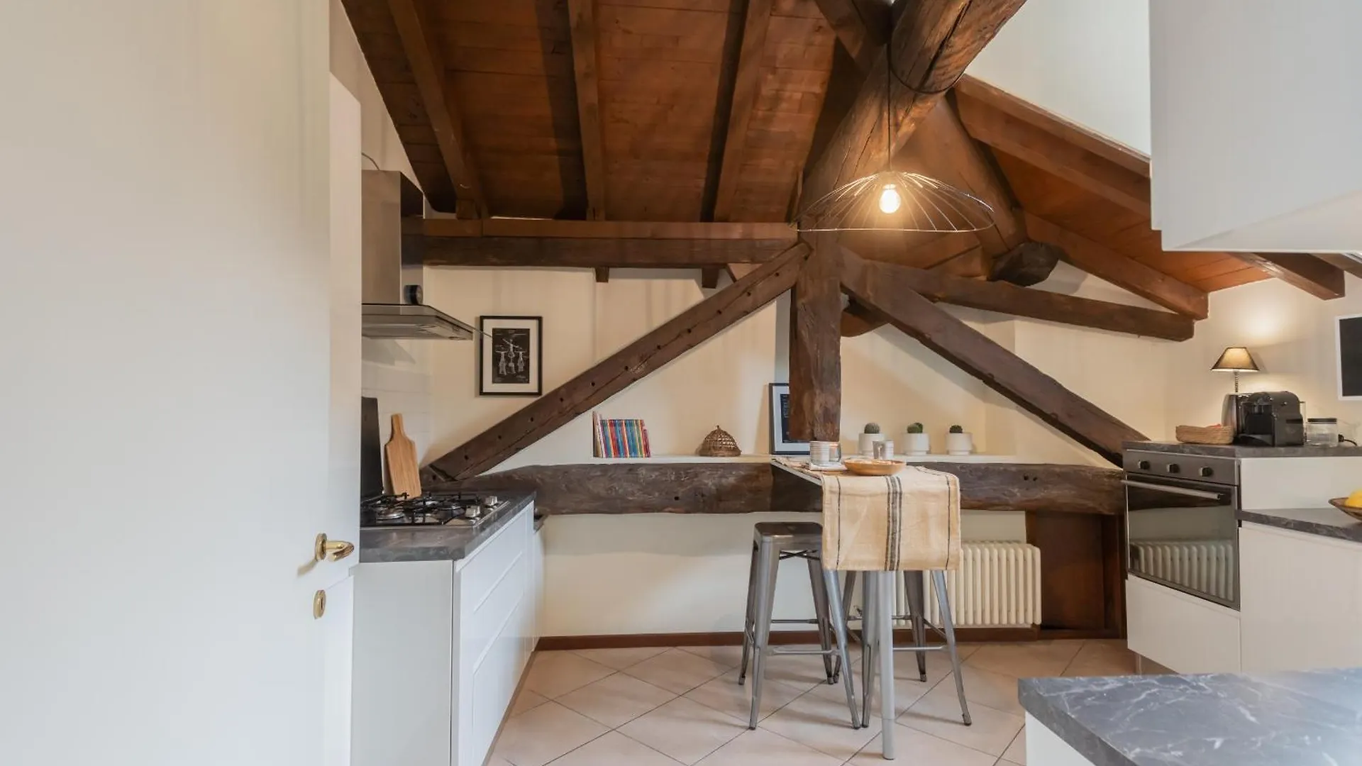 Plinio 10 By Rent All Como Apartament