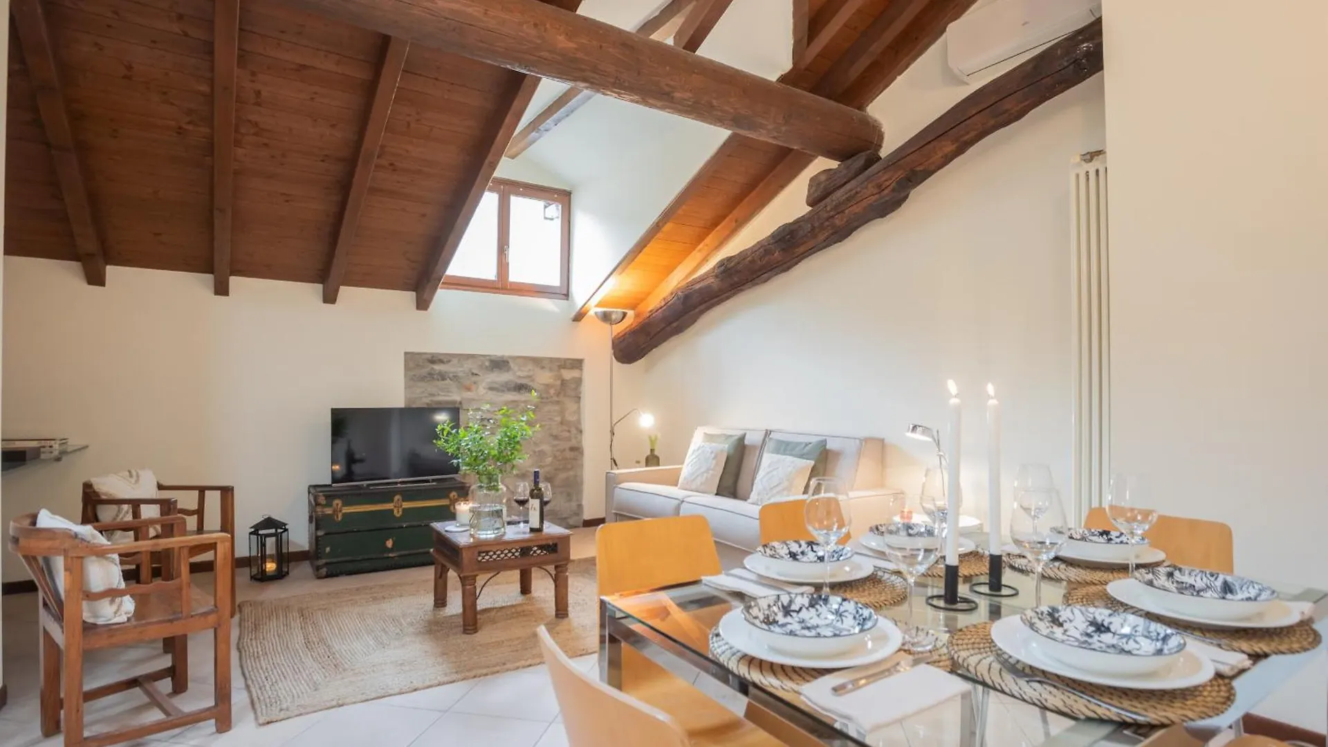 Plinio 10 By Rent All Como